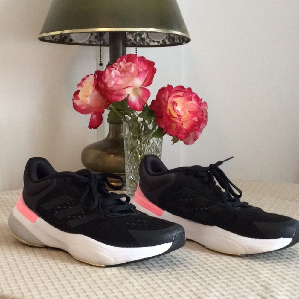 Women's Adidas Bounce Running Shoes, Black and White, Size 10